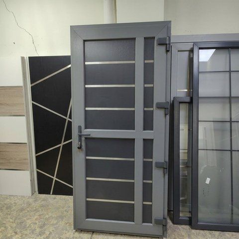Двері вхідні вуличні металопластикові INOX CR01 базальт 950х2050 1 шт права sl16 фото